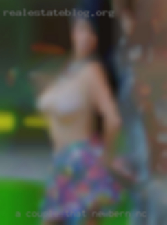A couple that likes to in Newbern NC play with a man.