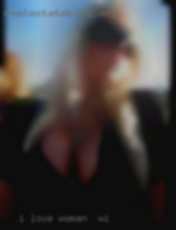 I love sex and I am woman in WI very oral.